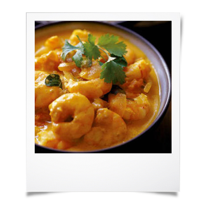 Crevettes au curry et lait de coco